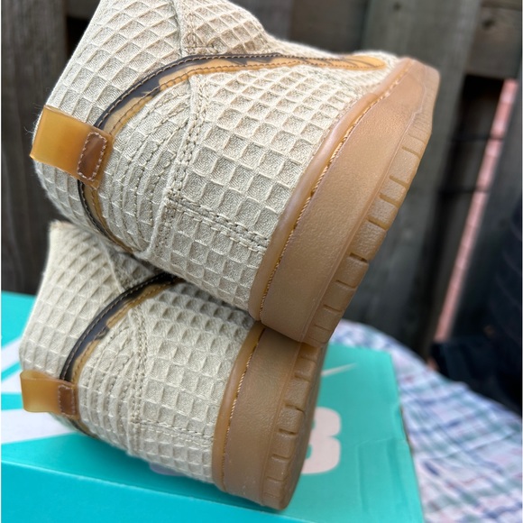 Nike Dunk High SB Waffle 
Size 6 - Picture 7 of 14
